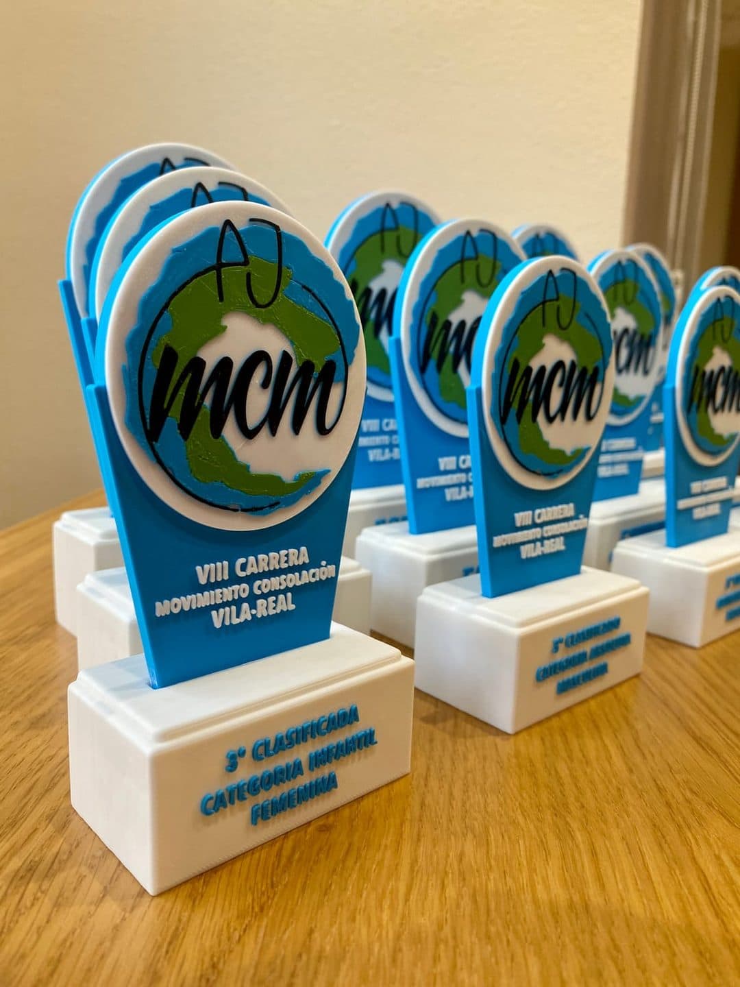 Trofeos por categorías de una carrera popular